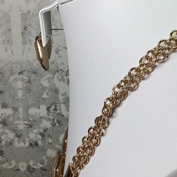 Pink Opal Effect Necklace with Matching Earrings Set - Picture 2 of 3